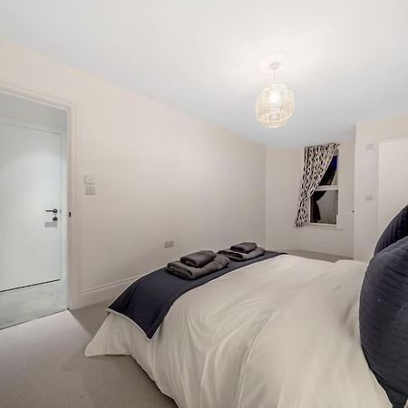 Trendy 2 Bedroom 2 Bathroom Apartment Minutes From Seafront In St Leonard'S Hastings St Leonards-on-Sea Exterior foto